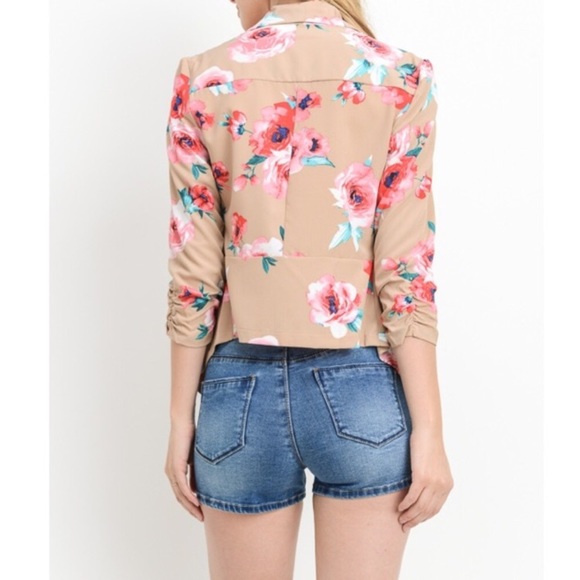 LAST: Large Floral Print Blazer - Picture 3 of 8